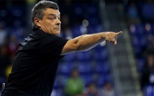 xavi-pascual-tecnico-del-barca-lassa-balonmano-1448712776394